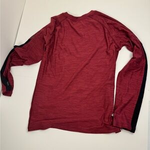 Second Skin Long Sleeve Athletic‎ Shirt Thumb Holes Red Black Size Unknown